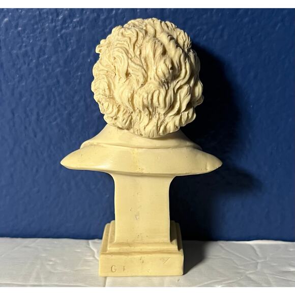 Vintage Schubert Bust Sculpture Composer Statue Made in Italy Classical Music - Picture 2 of 6